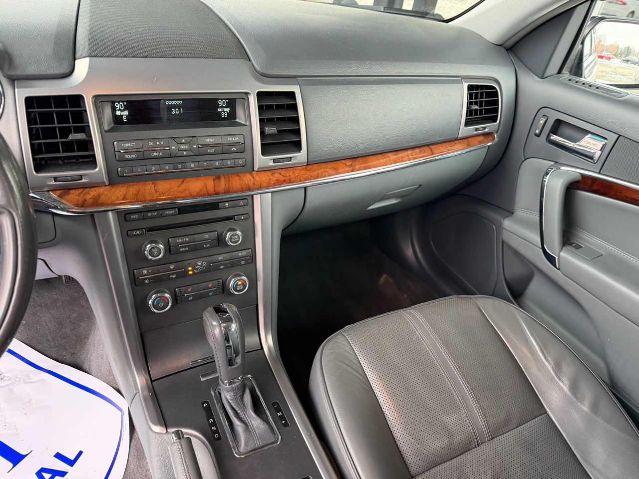 Lincoln MKZ FWD 2010