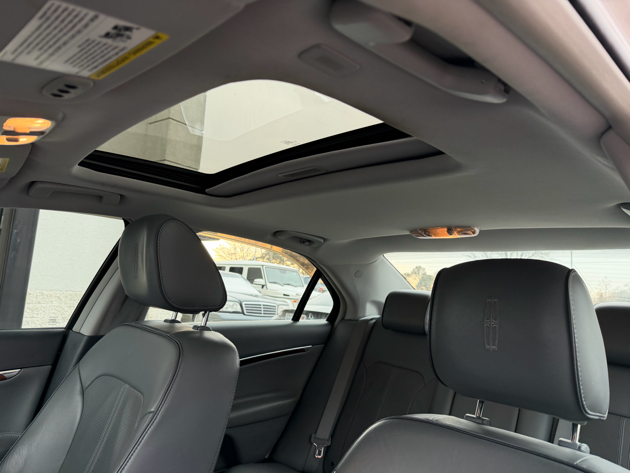 Lincoln MKZ FWD 2010