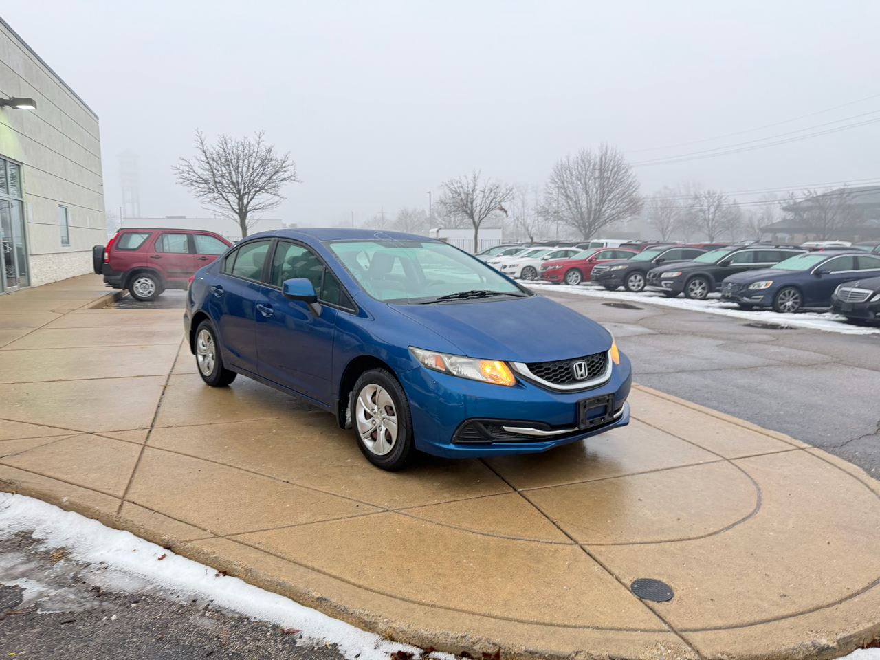 Honda Civic LX Sedan 5-Speed AT 2013