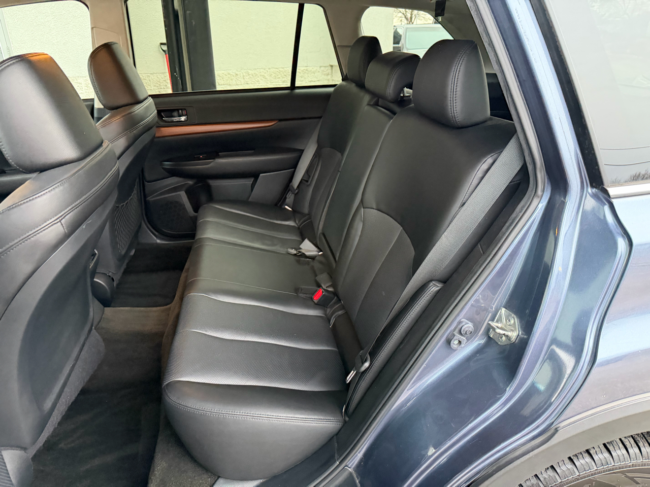 Subaru Outback 2.5i Limited 2014