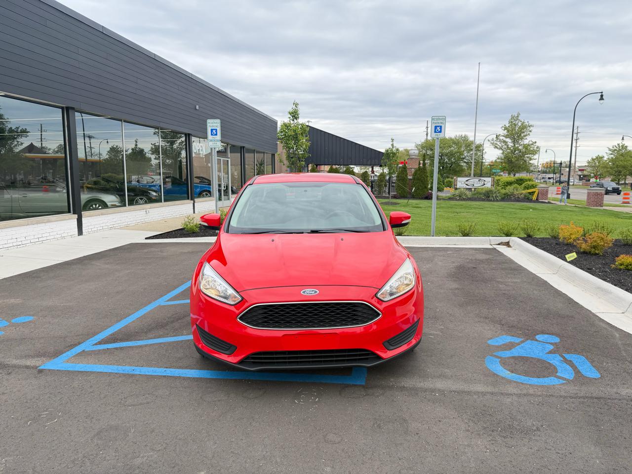 Ford Focus SE Sedan 2016