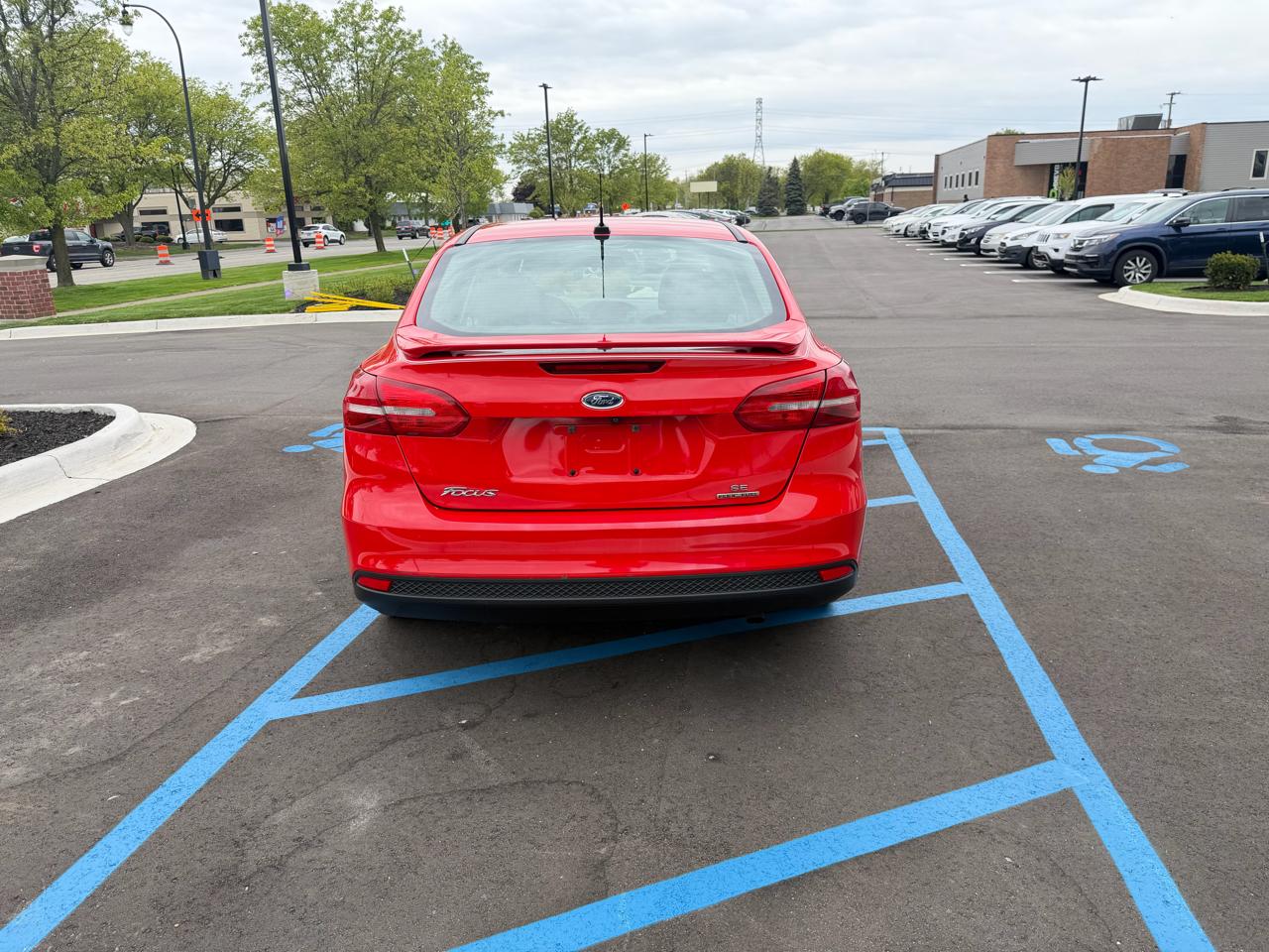 Ford Focus SE Sedan 2016