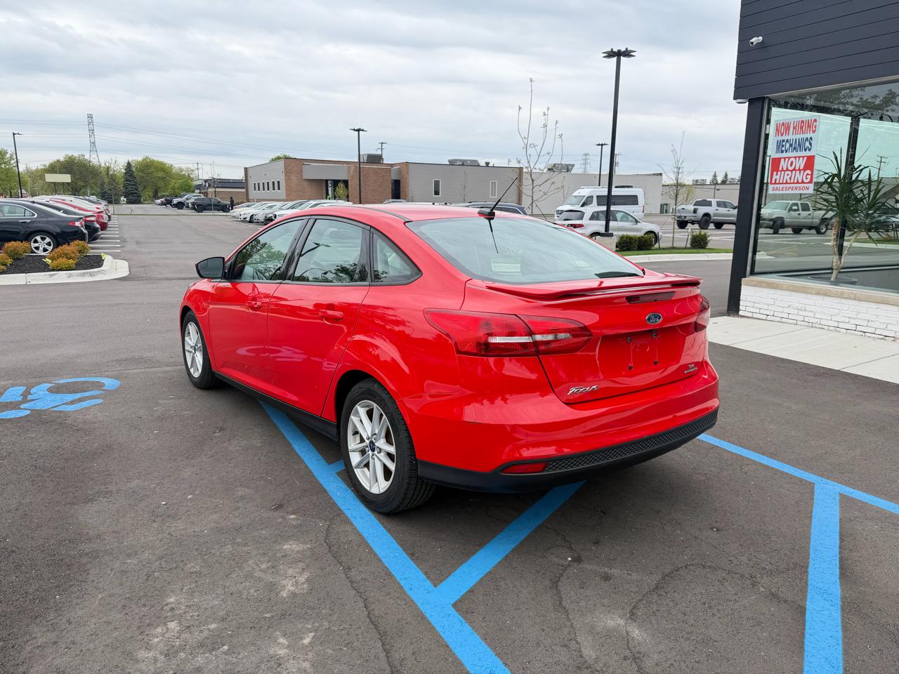 Ford Focus SE Sedan 2016