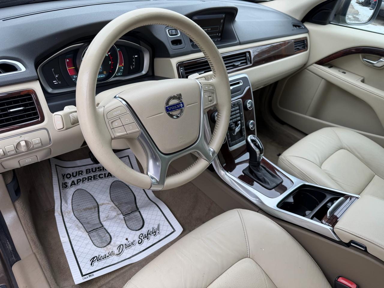 Volvo XC70 3.2 Premier 4WD 2015