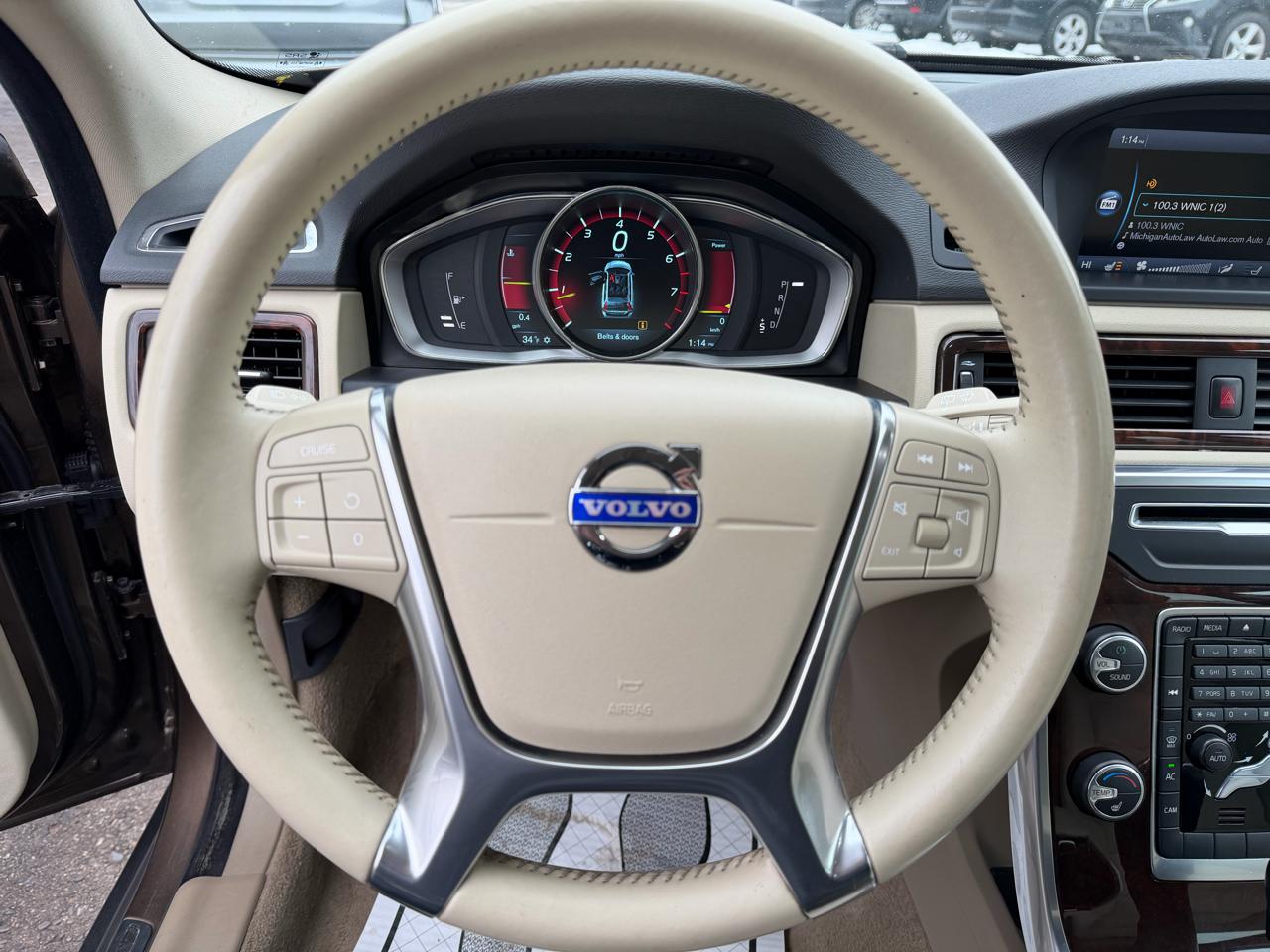 Volvo XC70 3.2 Premier 4WD 2015