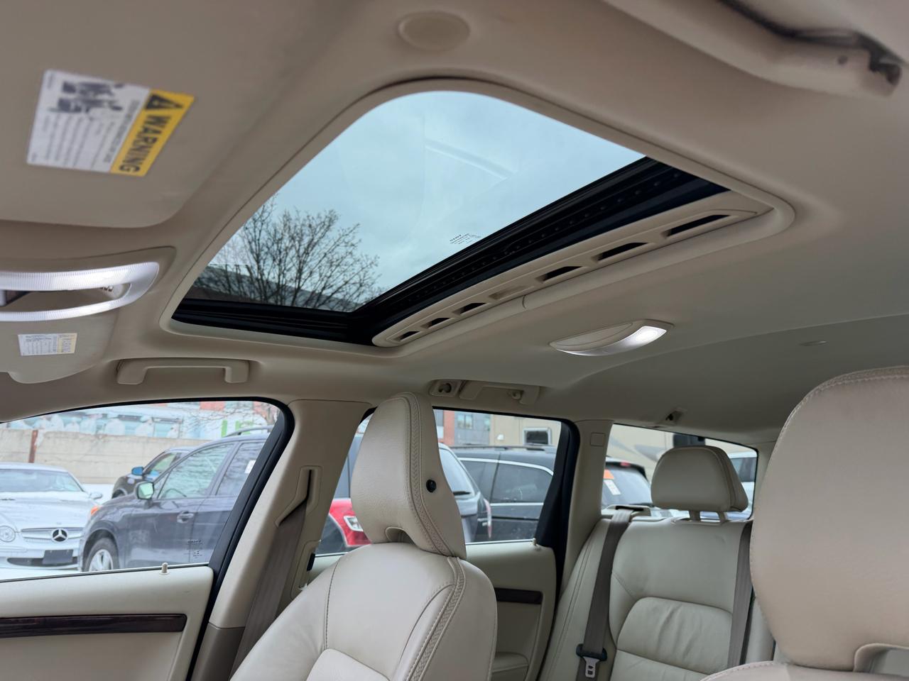 Volvo XC70 3.2 Premier 4WD 2015