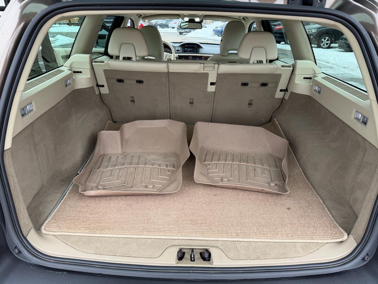 Volvo XC70 3.2 Premier 4WD 2015