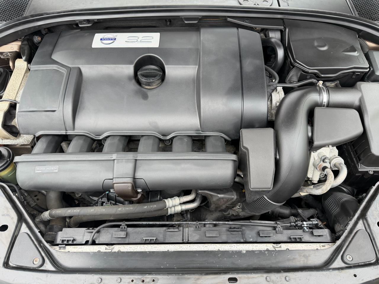 Volvo XC70 3.2 Premier 4WD 2015