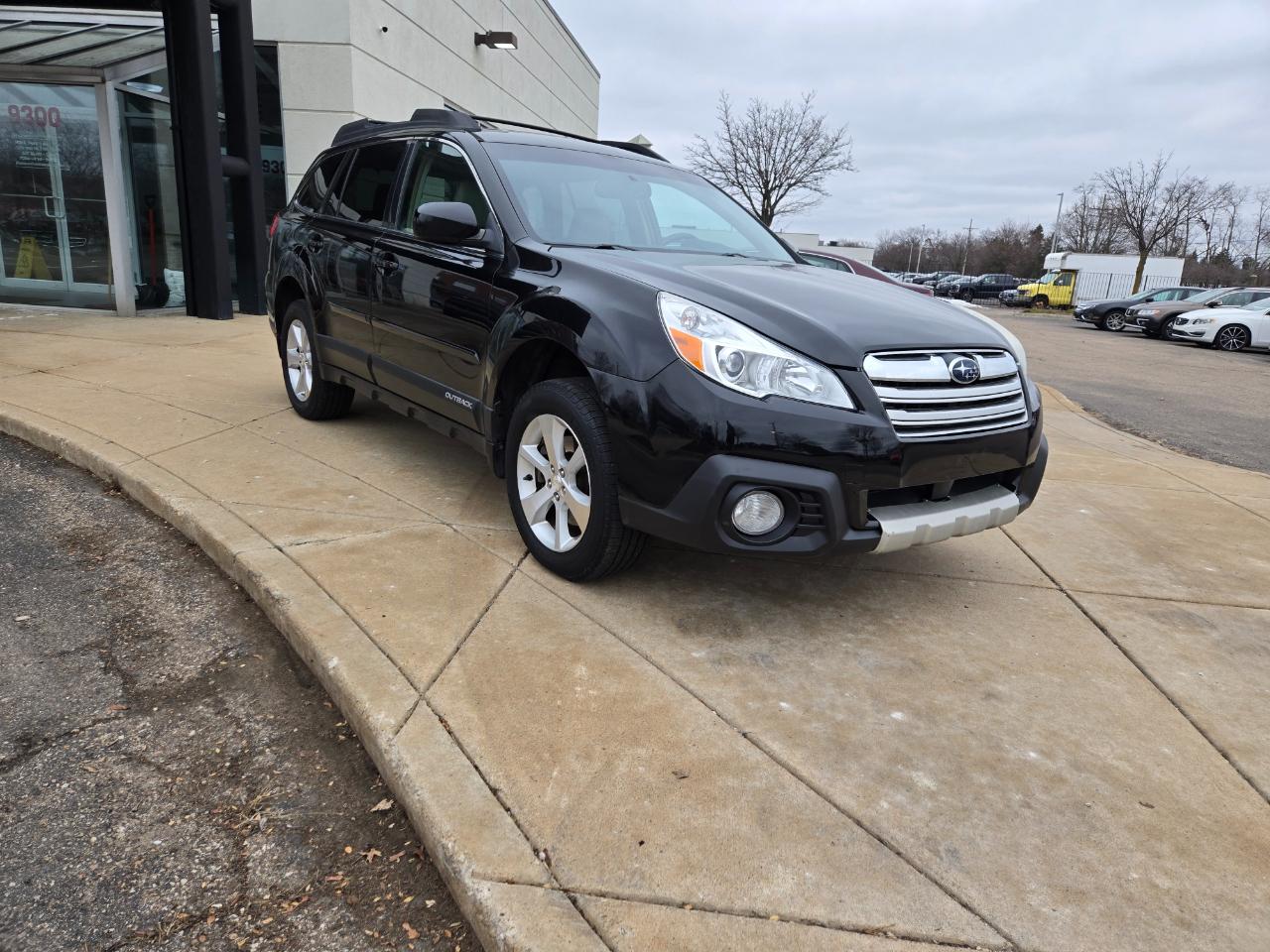 Subaru Outback 3.6R Limited 2013