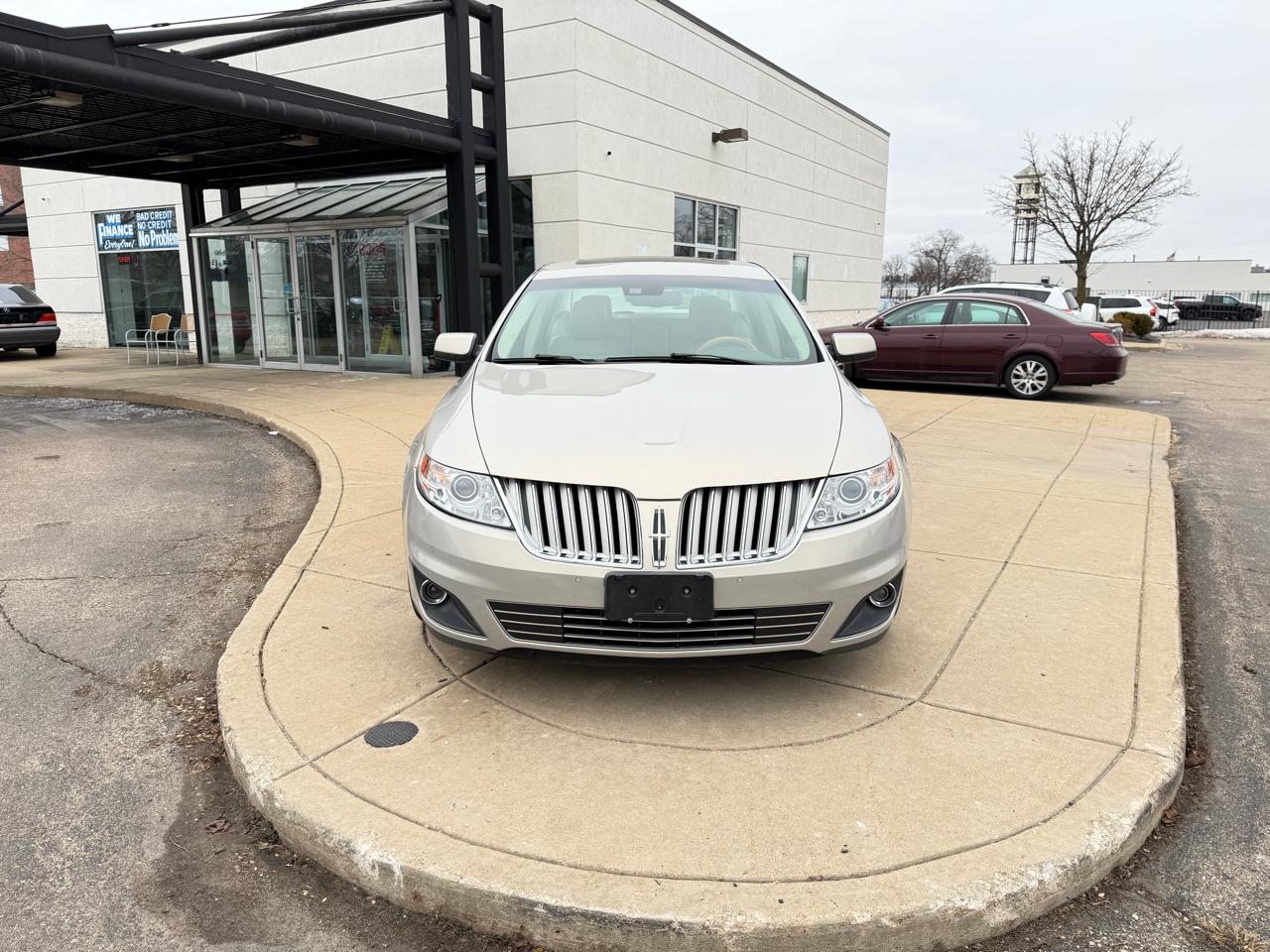 Lincoln MKS AWD 2009