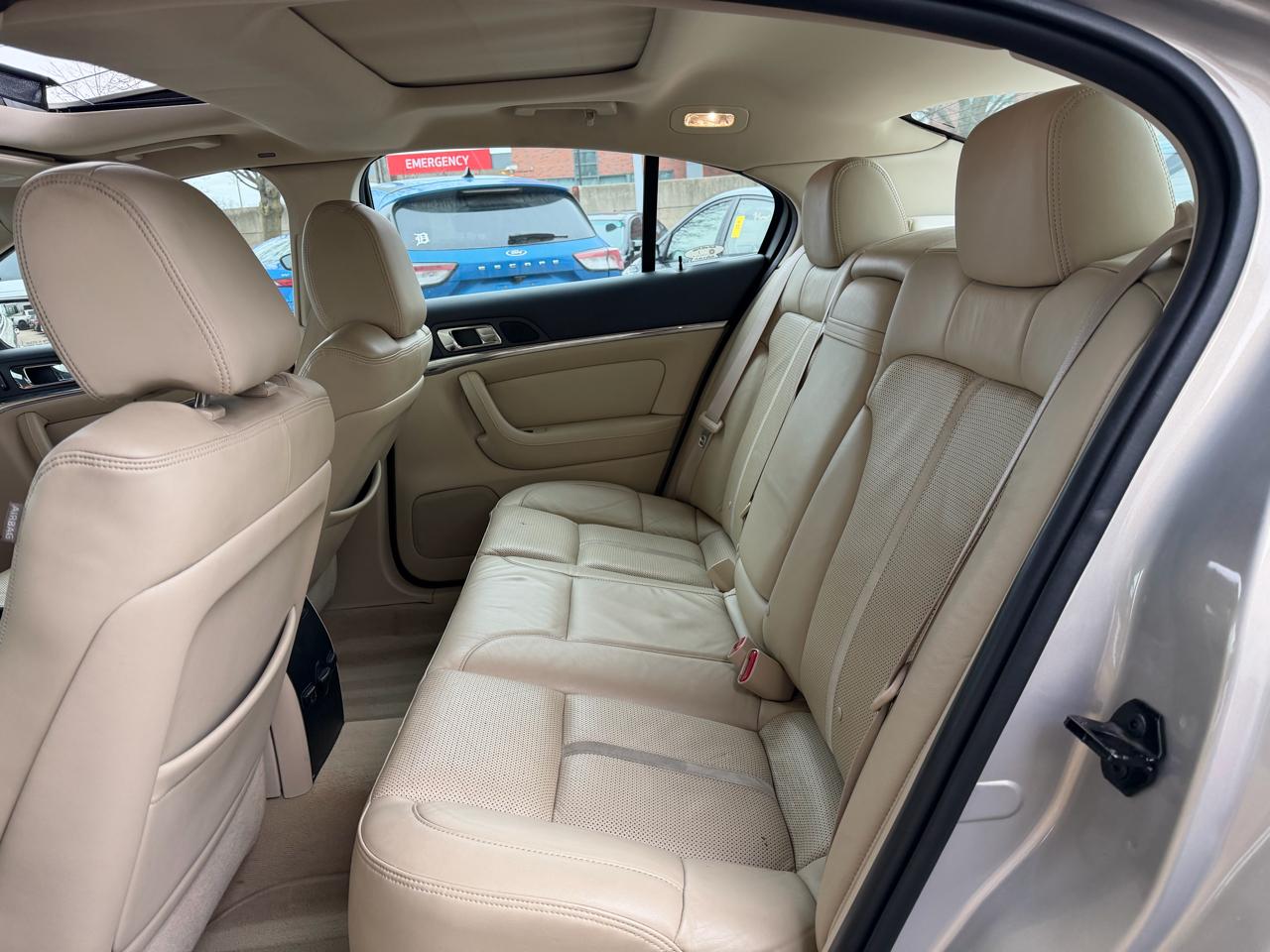 Lincoln MKS AWD 2009