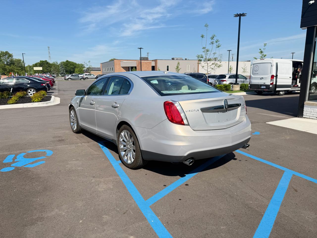 Lincoln MKS AWD 2009
