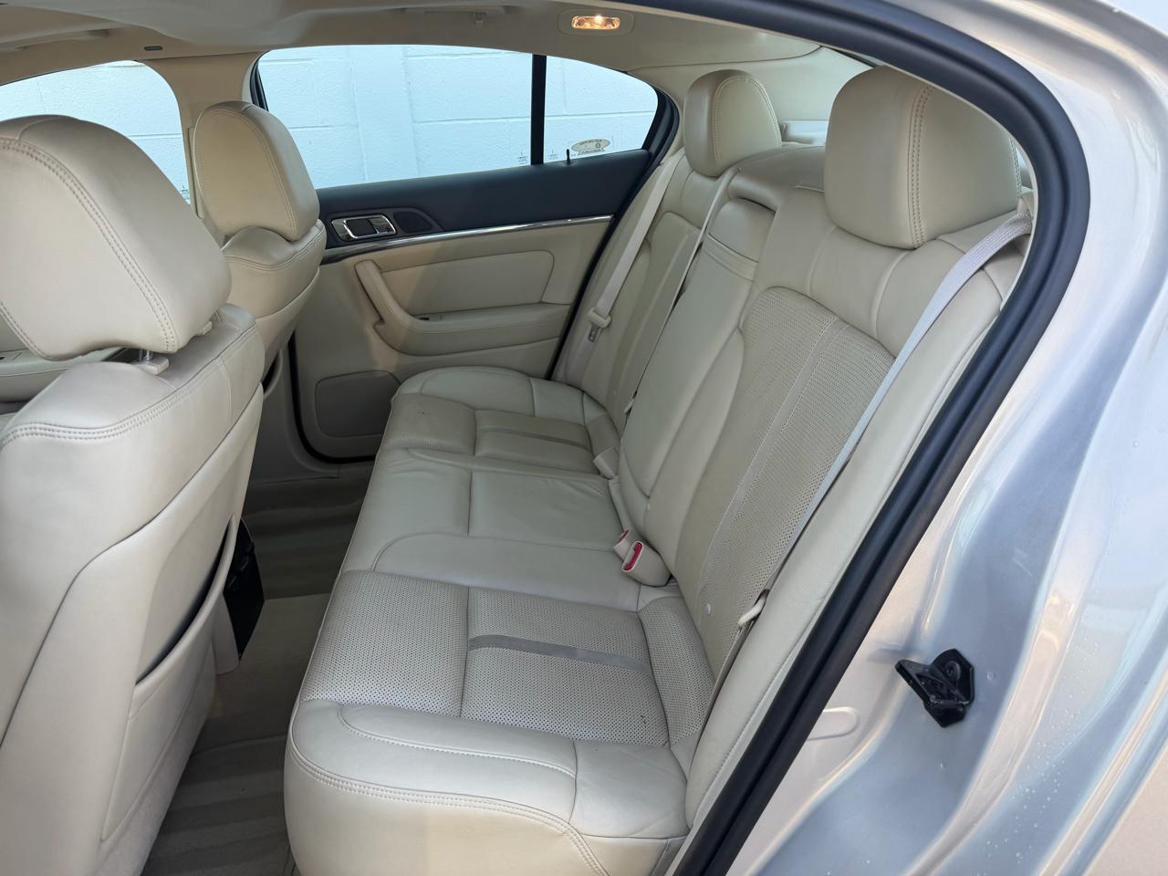 Lincoln MKS AWD 2009