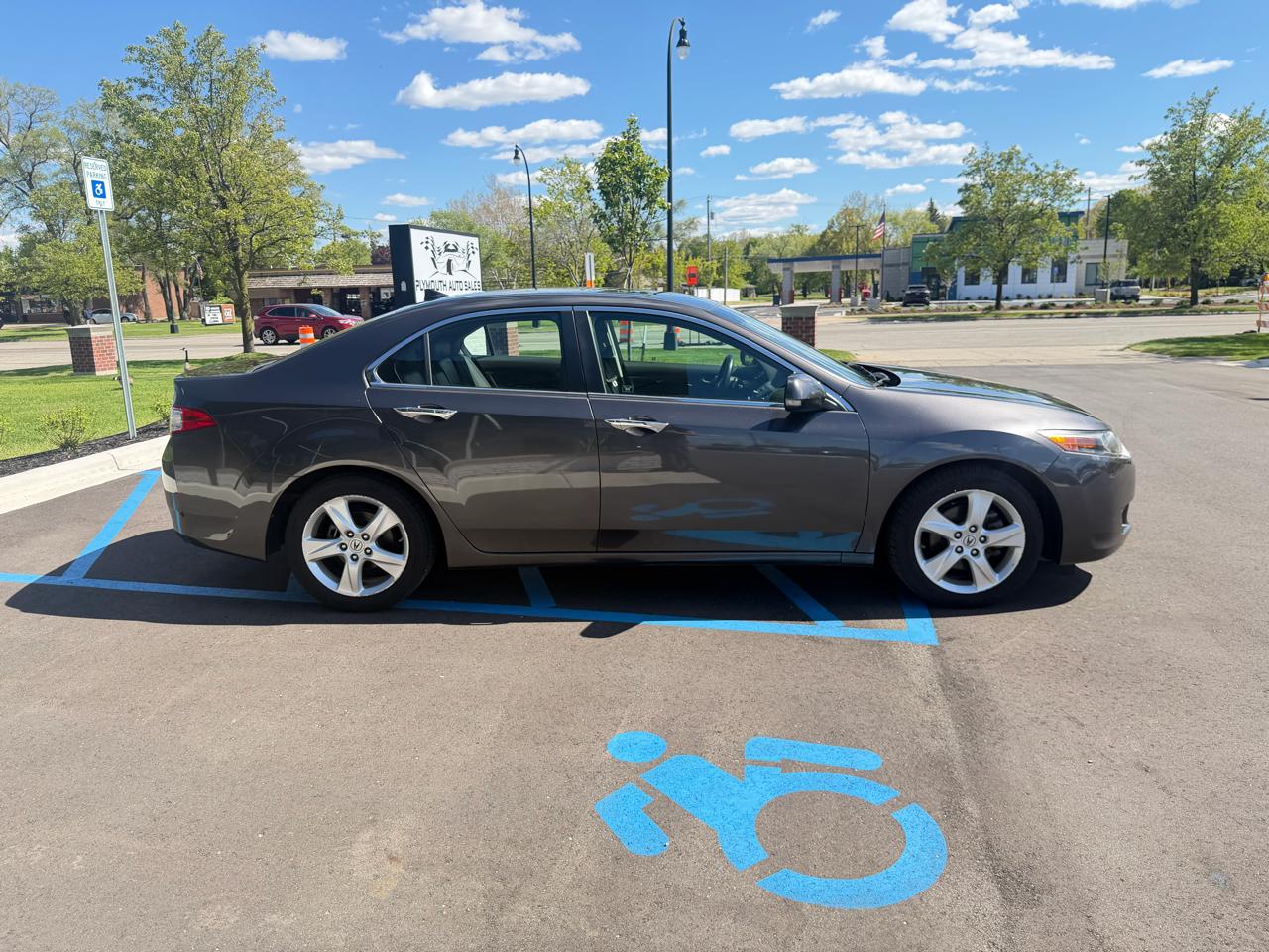 Acura TSX 5-speed AT 2010