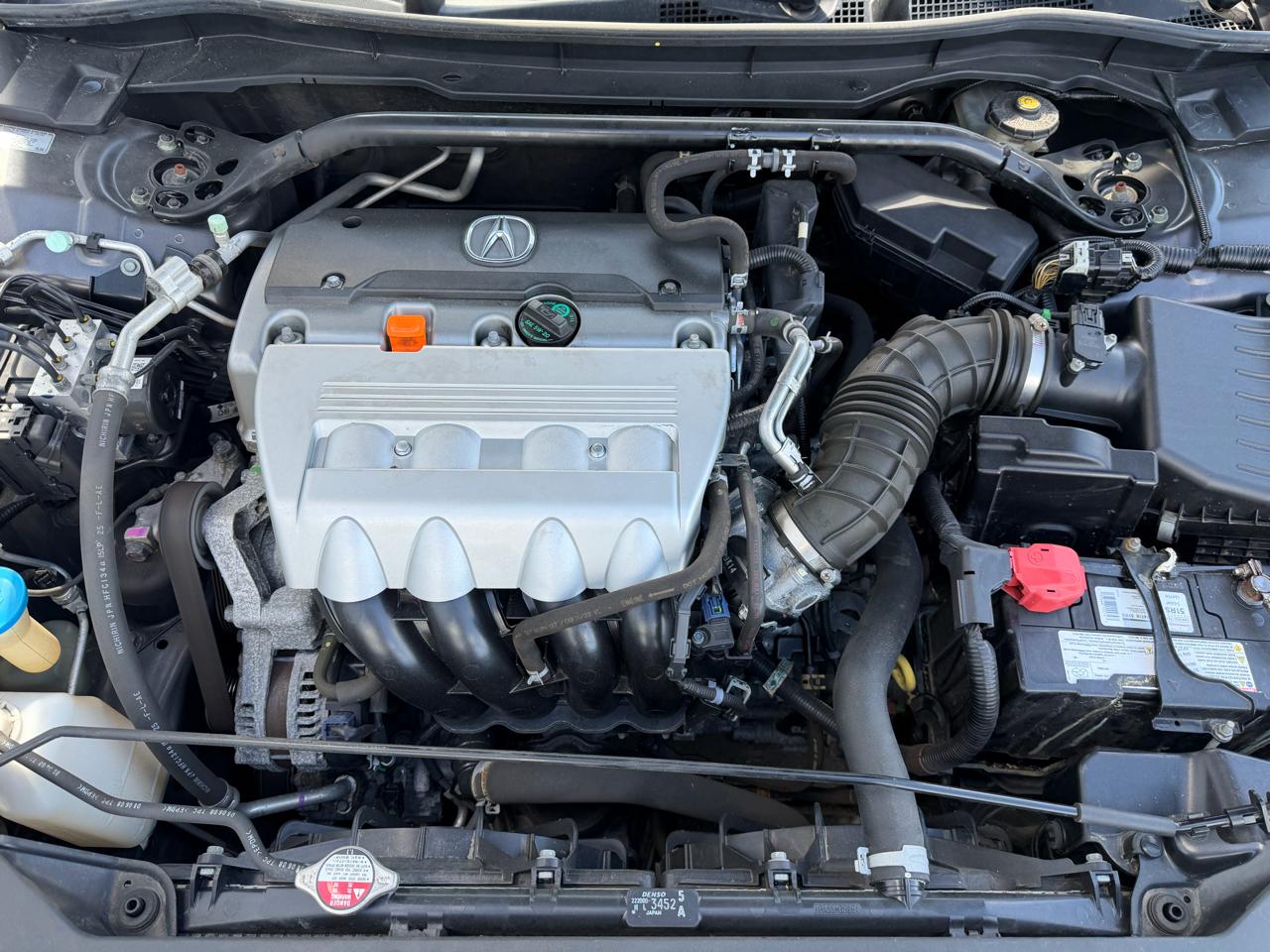 Acura TSX 5-speed AT 2010