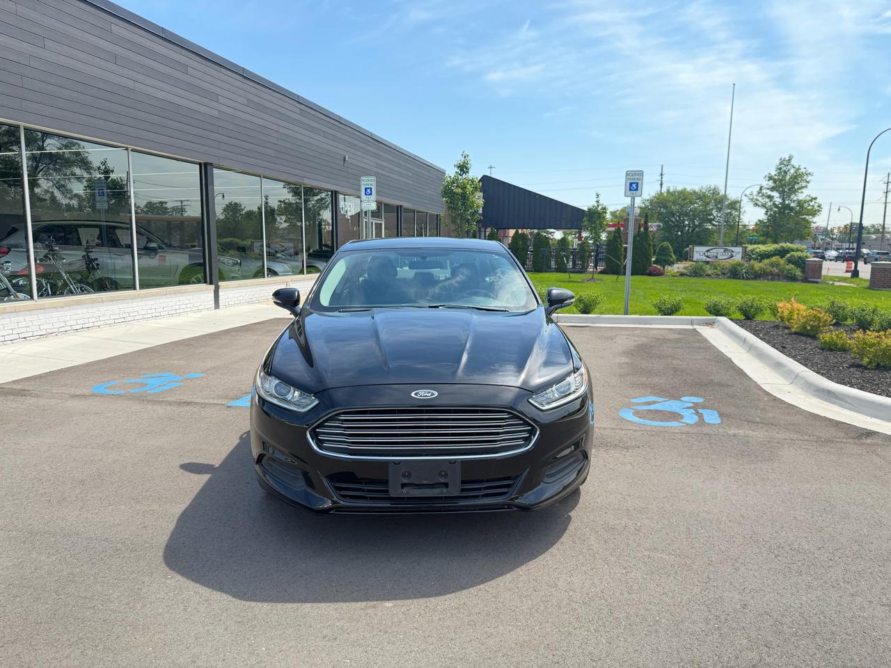 Ford Fusion SE 2016
