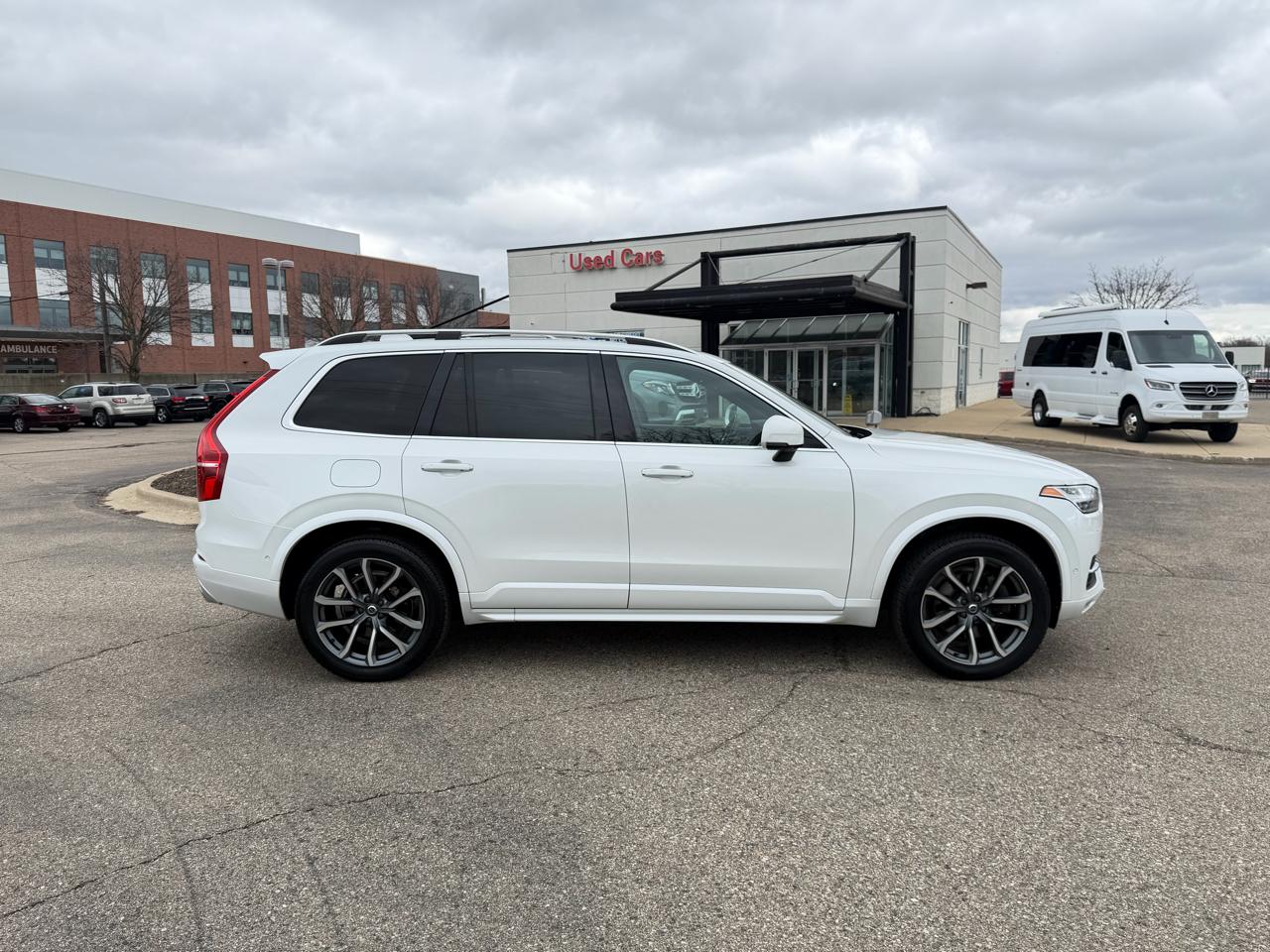 Volvo XC90 T6 Momentum AWD 2017