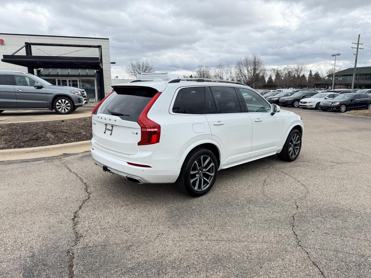 Volvo XC90 T6 Momentum AWD 2017