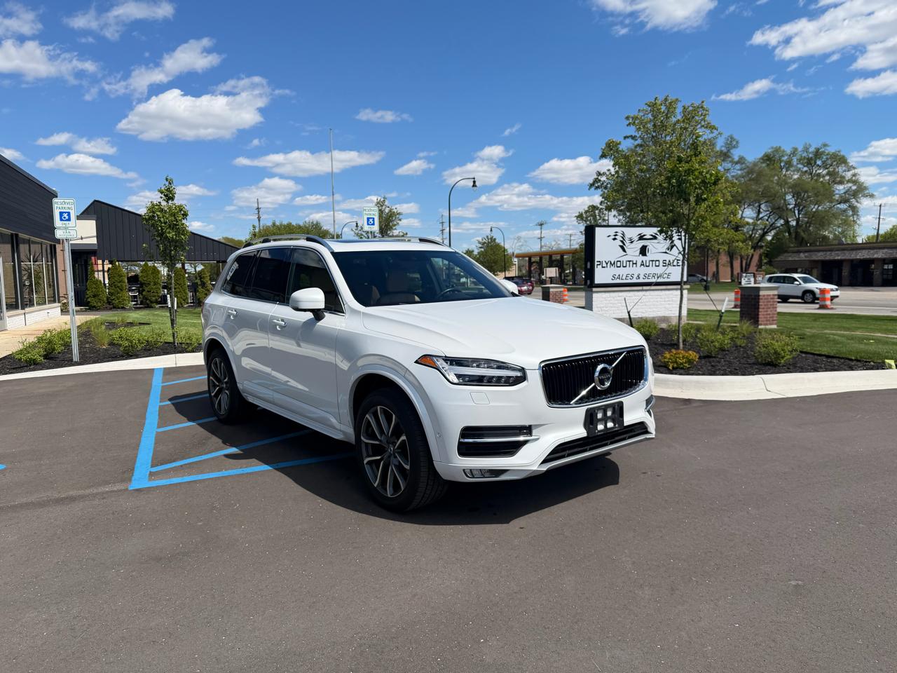 Volvo XC90 T6 Momentum AWD 2017