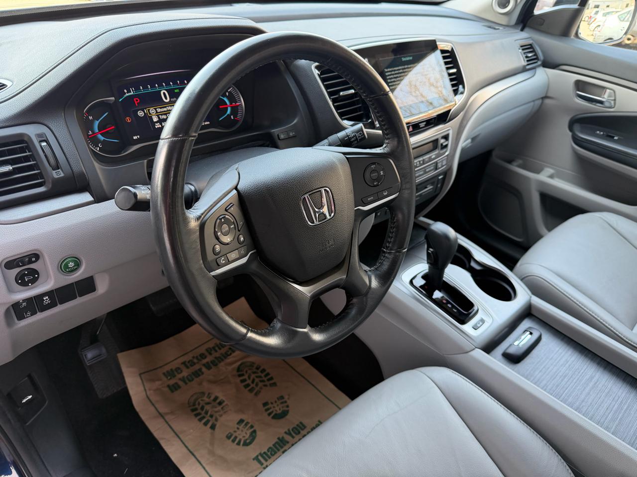 Honda Pilot EX-L w/Navigation and RES AWD 2019