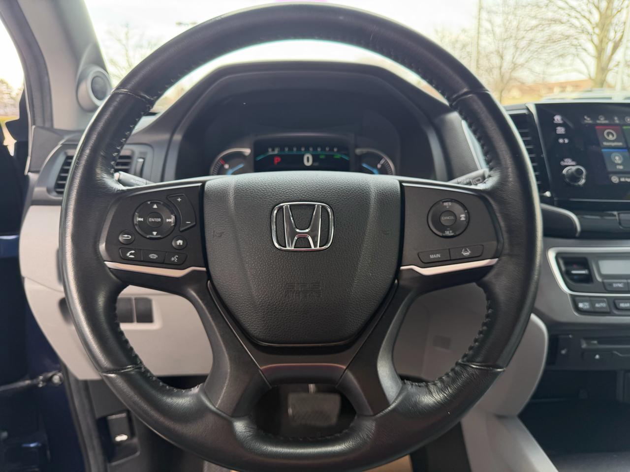 Honda Pilot EX-L w/Navigation and RES AWD 2019