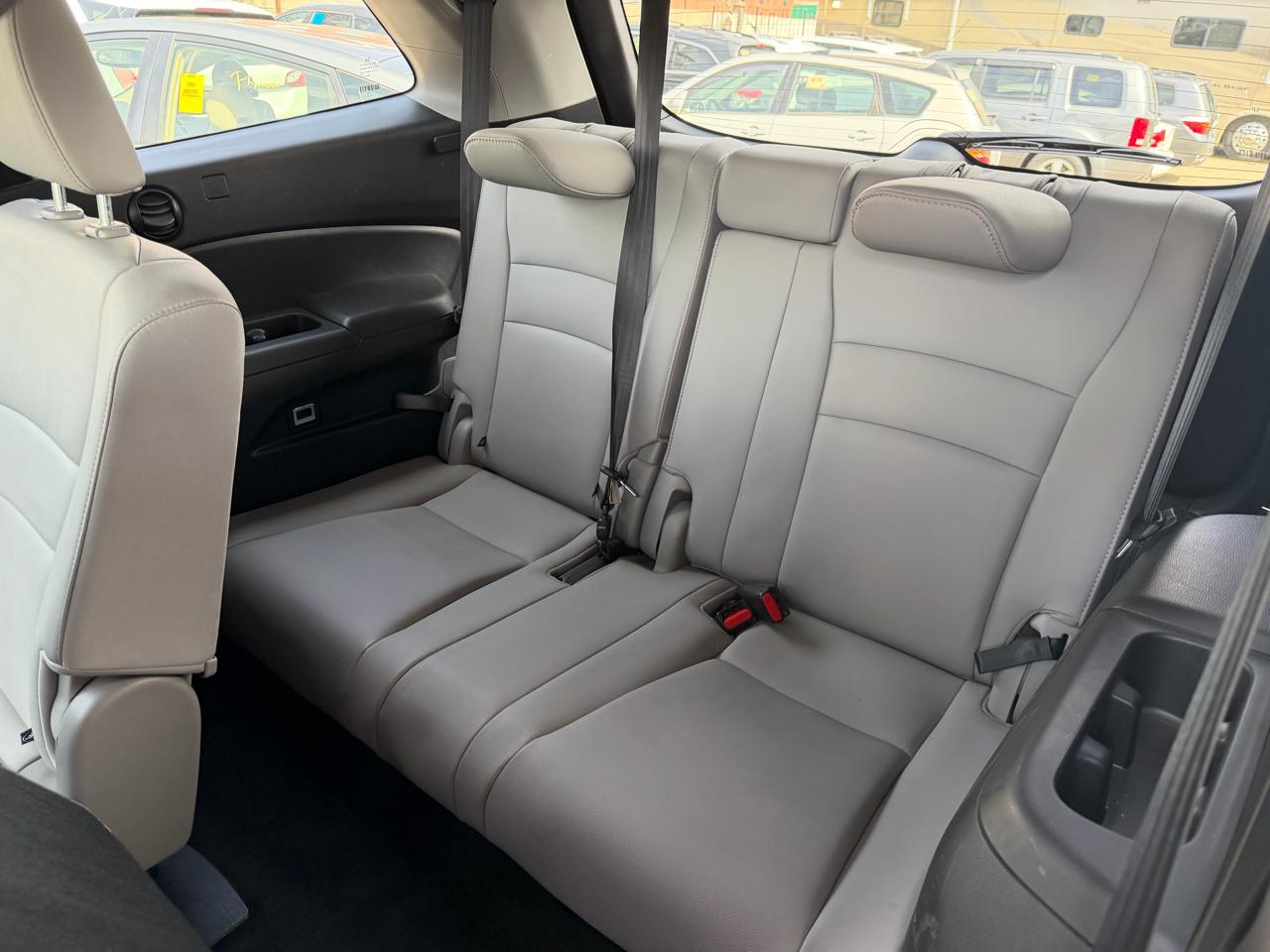 Honda Pilot EX-L w/Navigation and RES AWD 2019