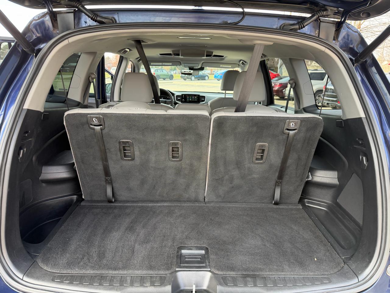 Honda Pilot EX-L w/Navigation and RES AWD 2019