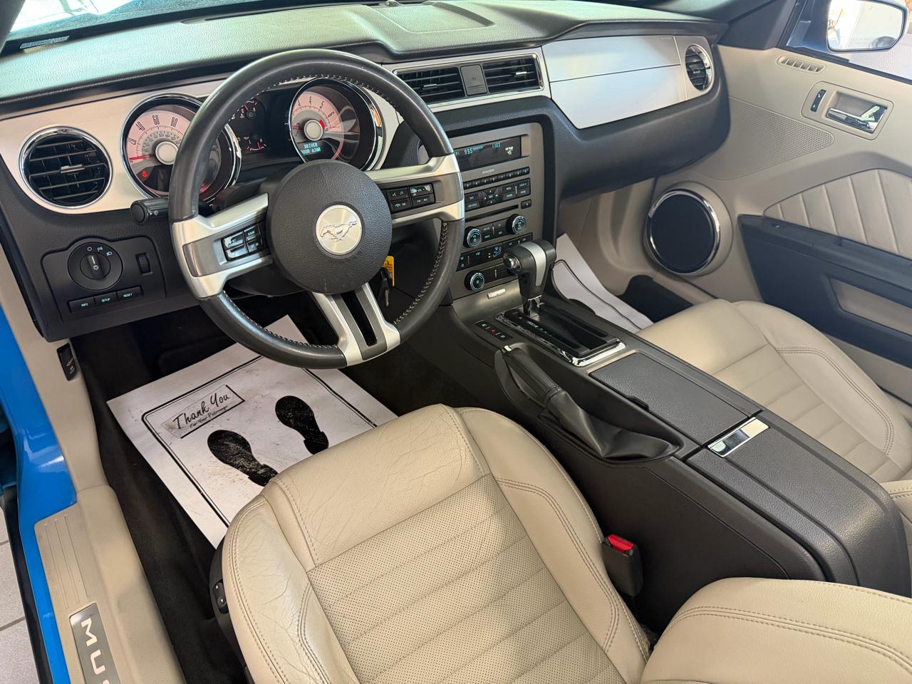 Ford Mustang V6 Premium Convertible 2010