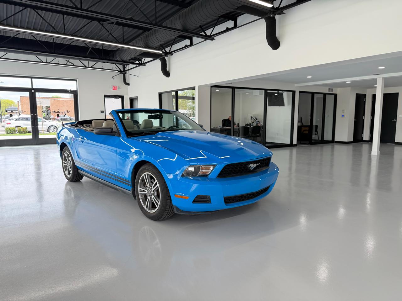 Ford Mustang V6 Premium Convertible 2010