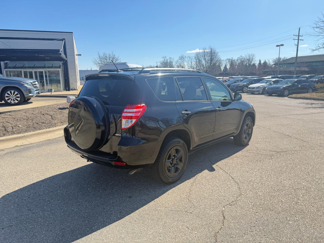 Toyota RAV4 Base I4 4WD with 3rd Row 2011