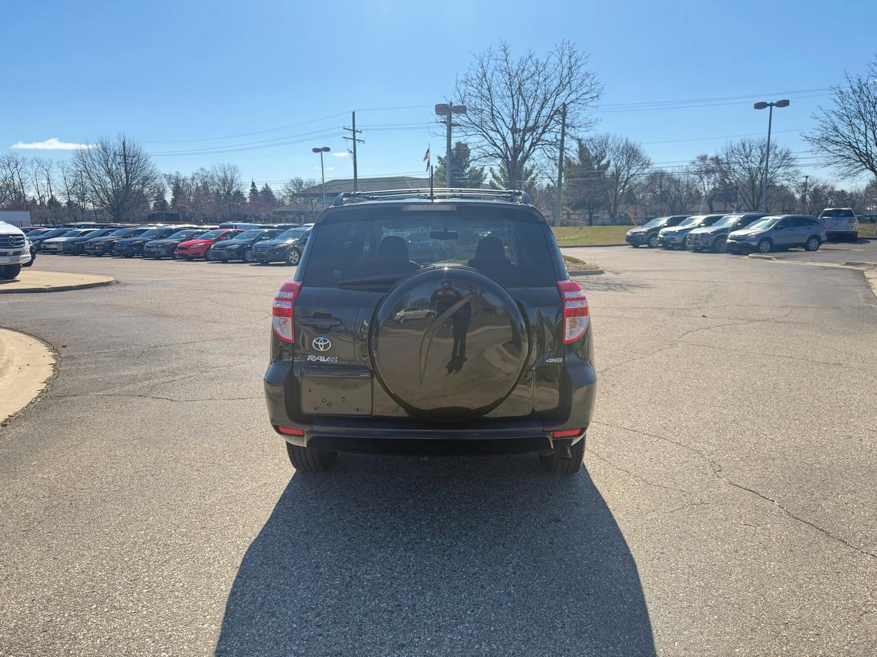 Toyota RAV4 Base I4 4WD with 3rd Row 2011