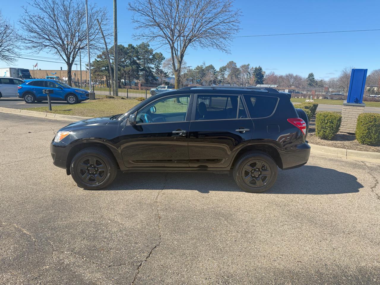 Toyota RAV4 Base I4 4WD with 3rd Row 2011