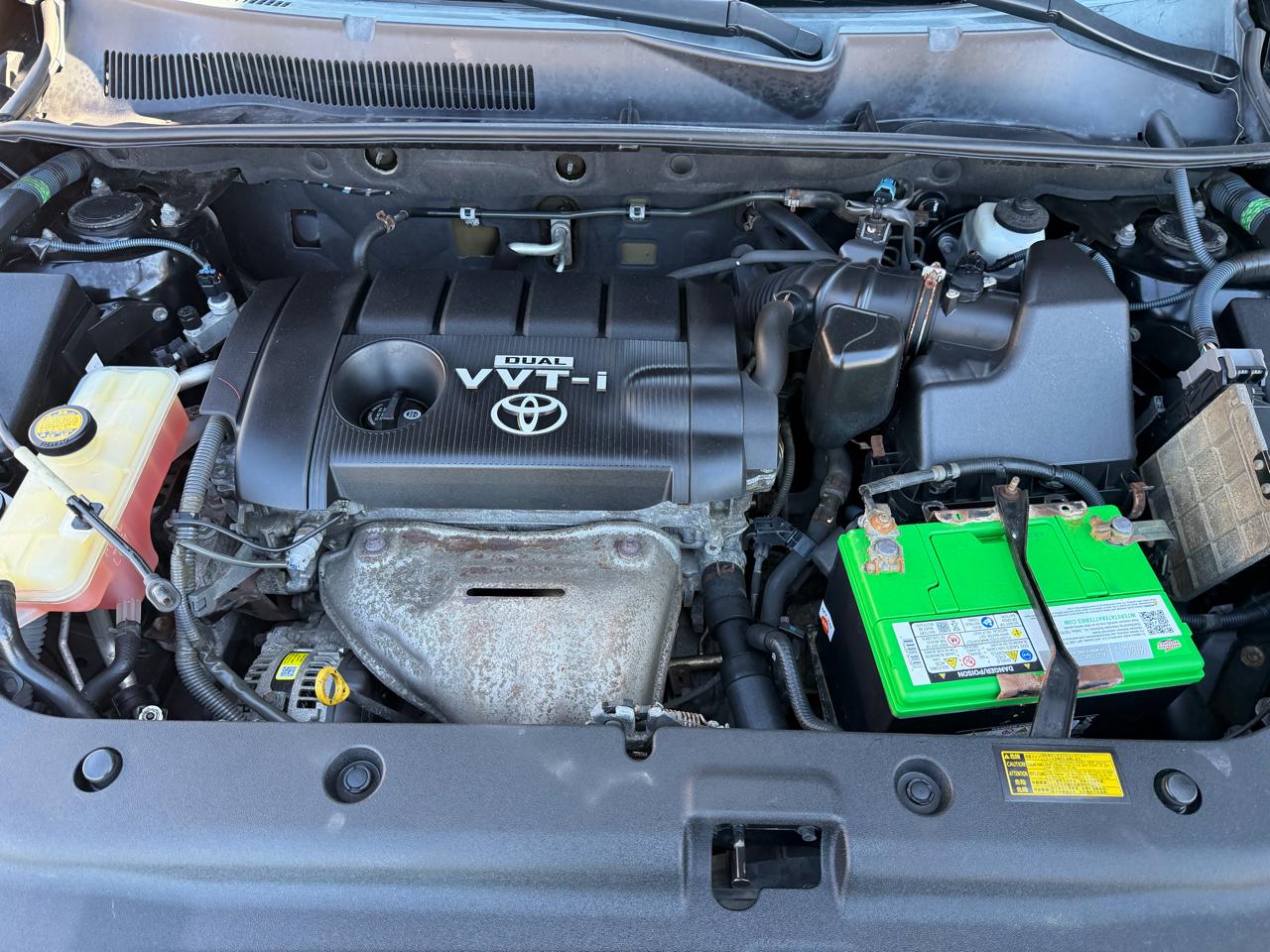 Toyota RAV4 Base I4 4WD with 3rd Row 2011