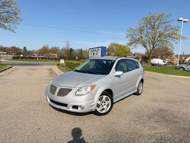Silver 2008 Pontiac Vibe Base Hatchback Front-Wheel Drive Automatic
