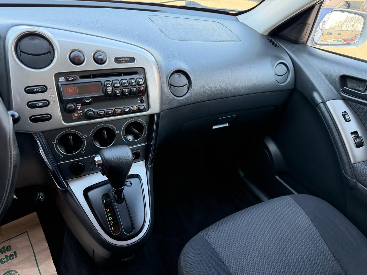 Pontiac Vibe Base 2008