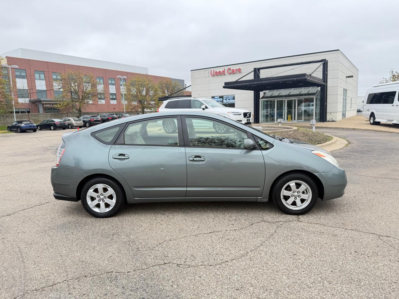 Toyota Prius 4-Door Liftback 2005