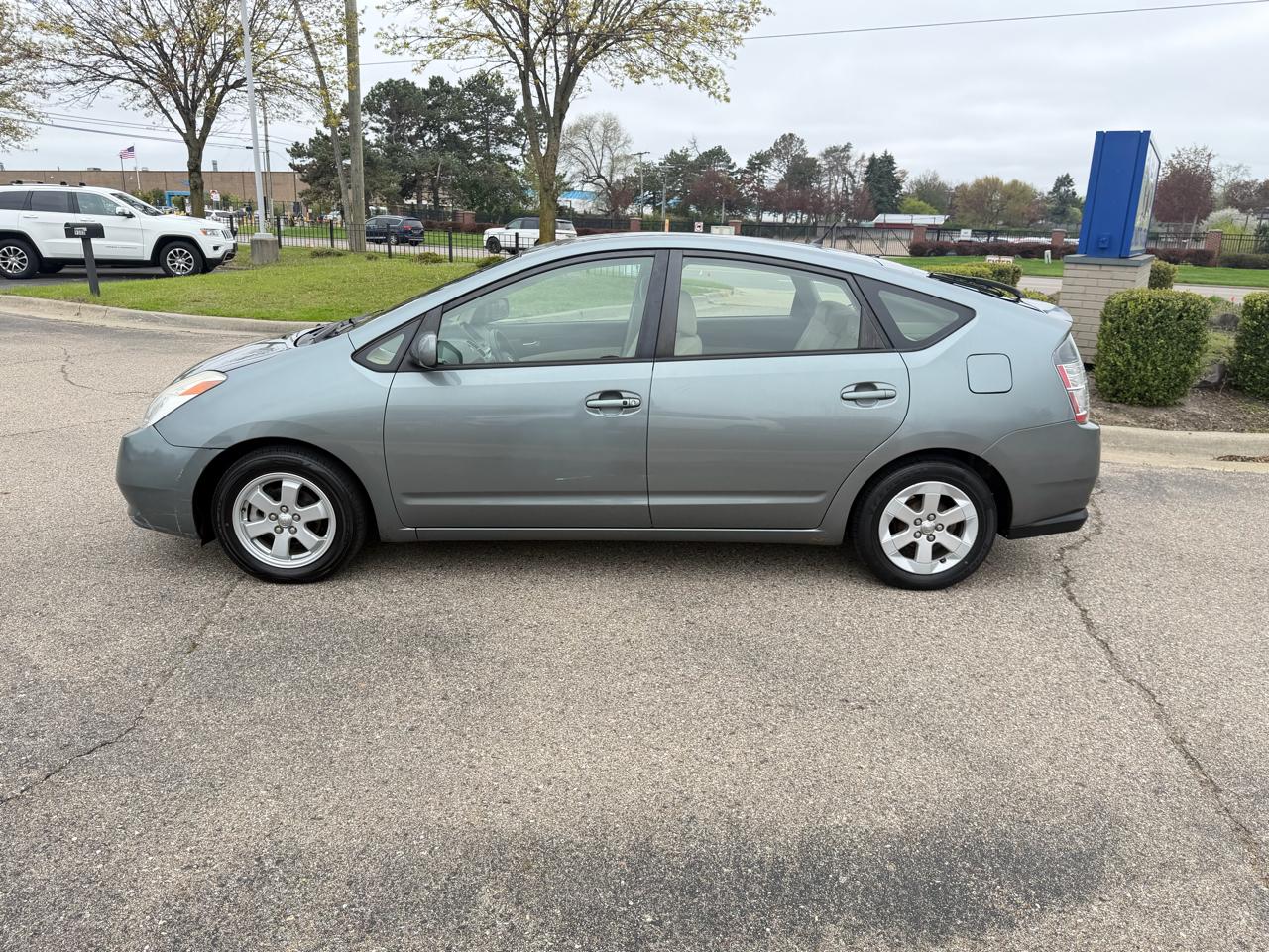 Toyota Prius 4-Door Liftback 2005