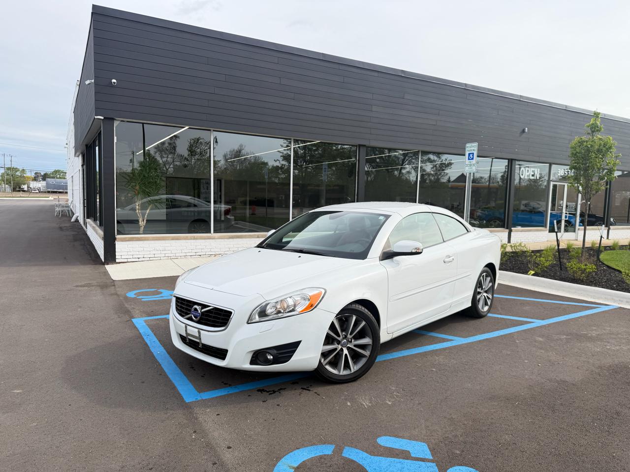 Volvo C70 T5 2012