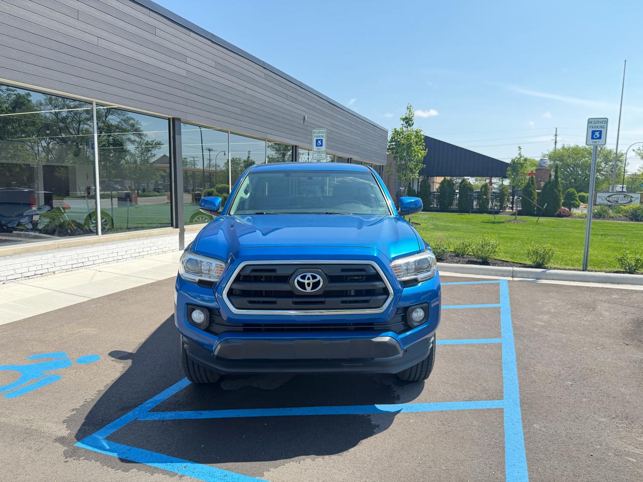 Toyota Tacoma SR5 Double Cab Long Bed V6 6AT 4WD 2016