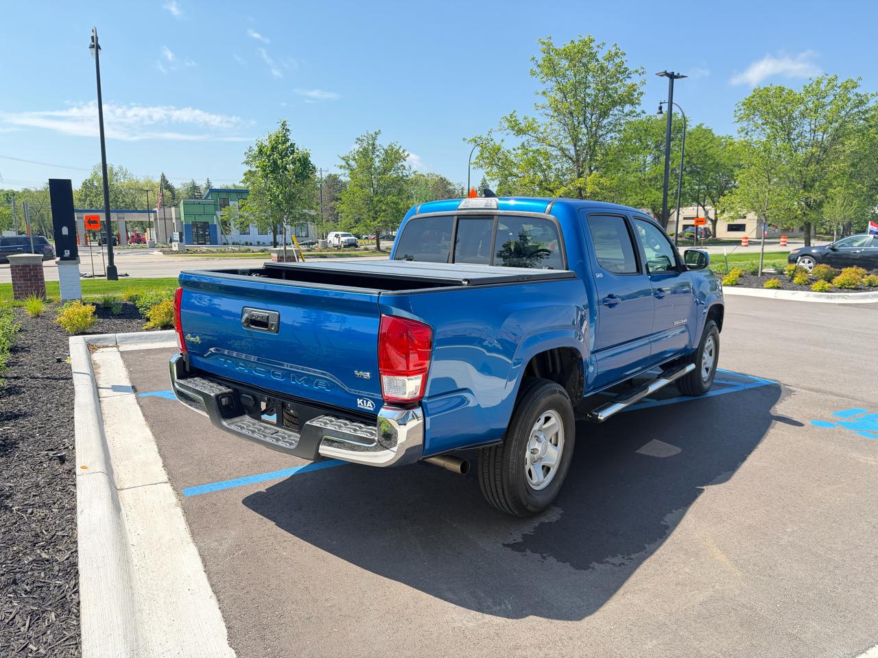 Toyota Tacoma SR5 Double Cab Long Bed V6 6AT 4WD 2016