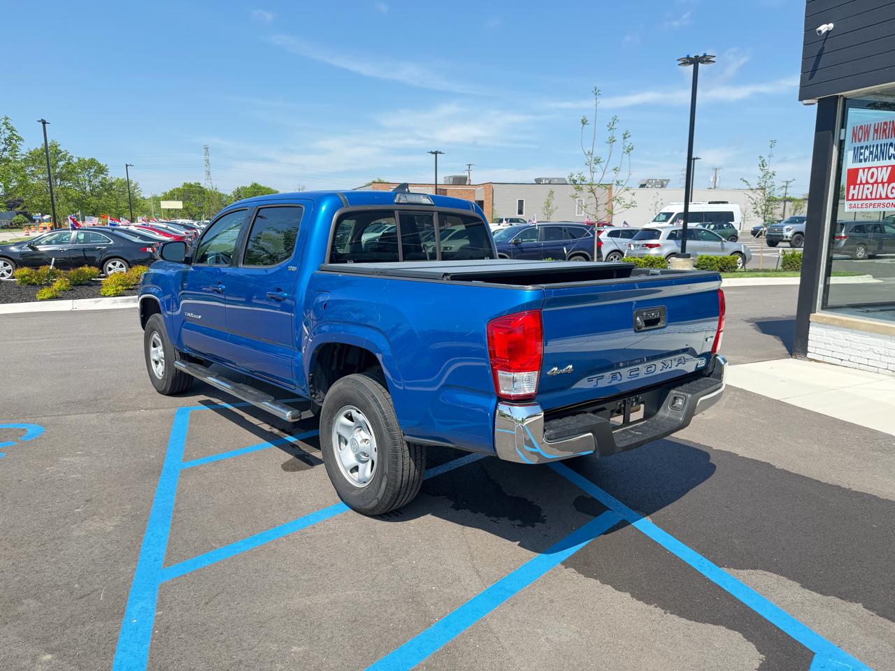Toyota Tacoma SR5 Double Cab Long Bed V6 6AT 4WD 2016