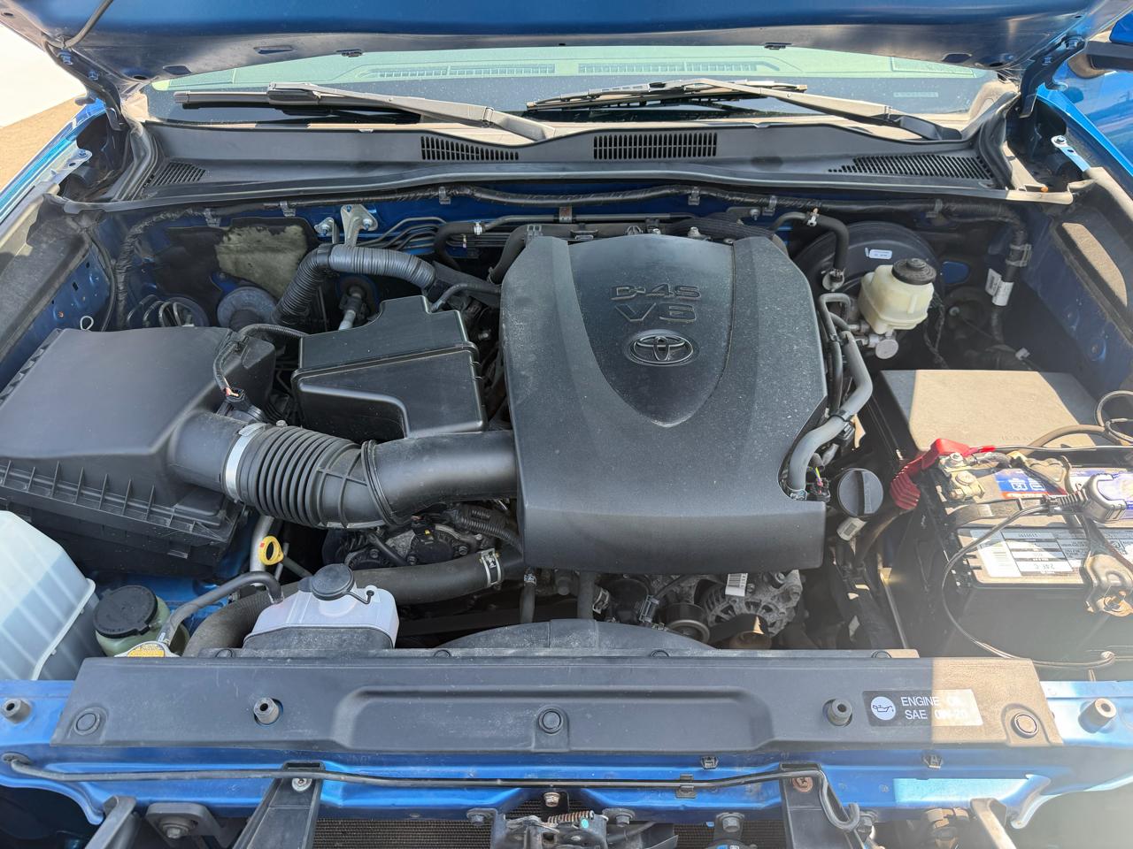 Toyota Tacoma SR5 Double Cab Long Bed V6 6AT 4WD 2016