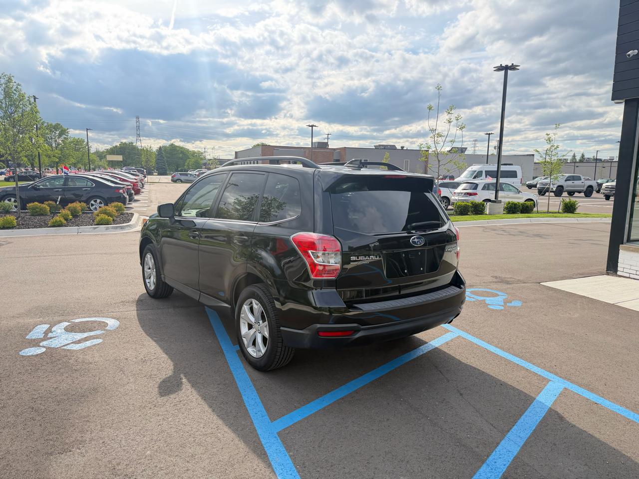 Subaru Forester 2.5i Limited 2016