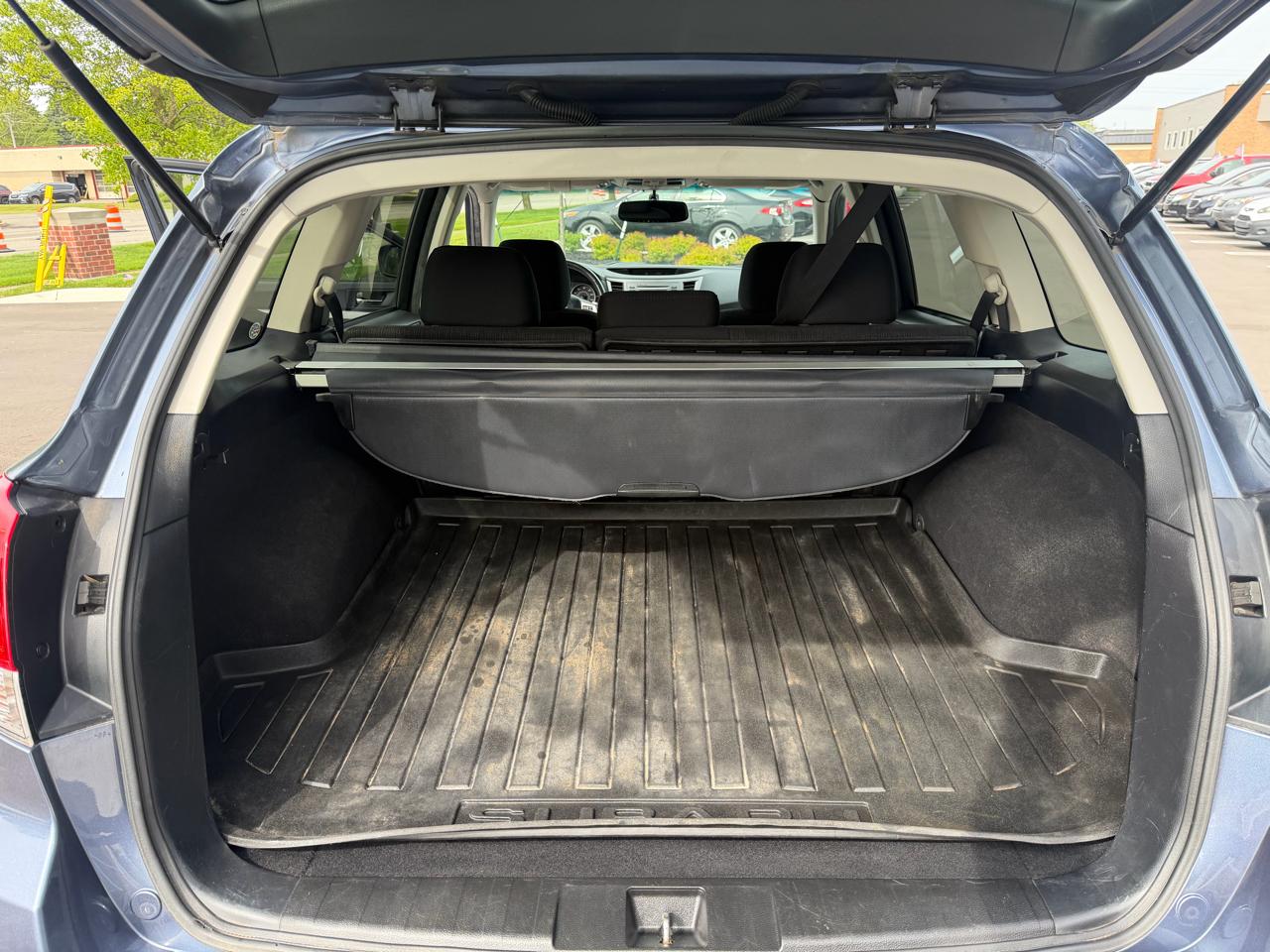 Subaru Outback 2.5i Premium 2014