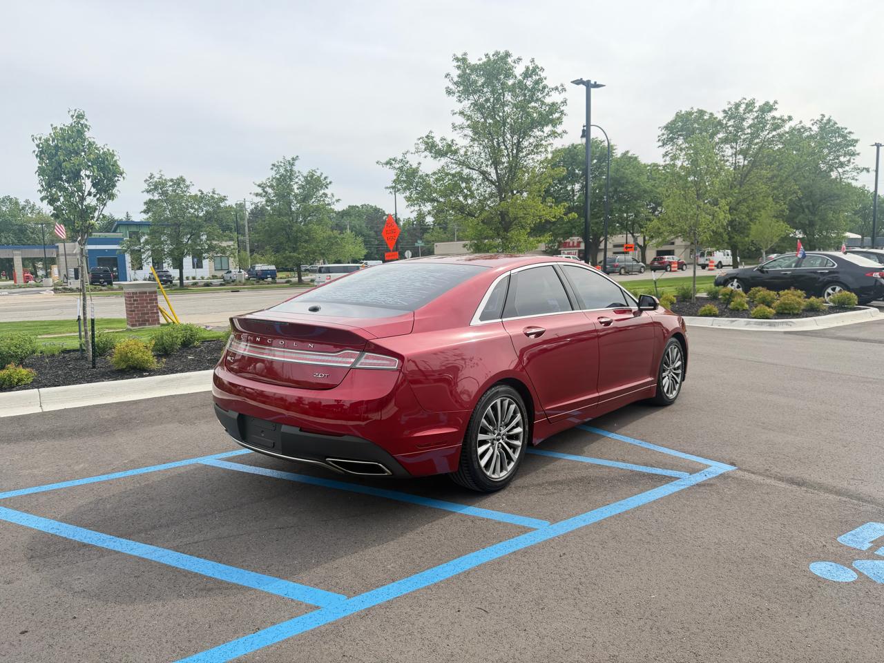 Lincoln MKZ Select FWD 2017