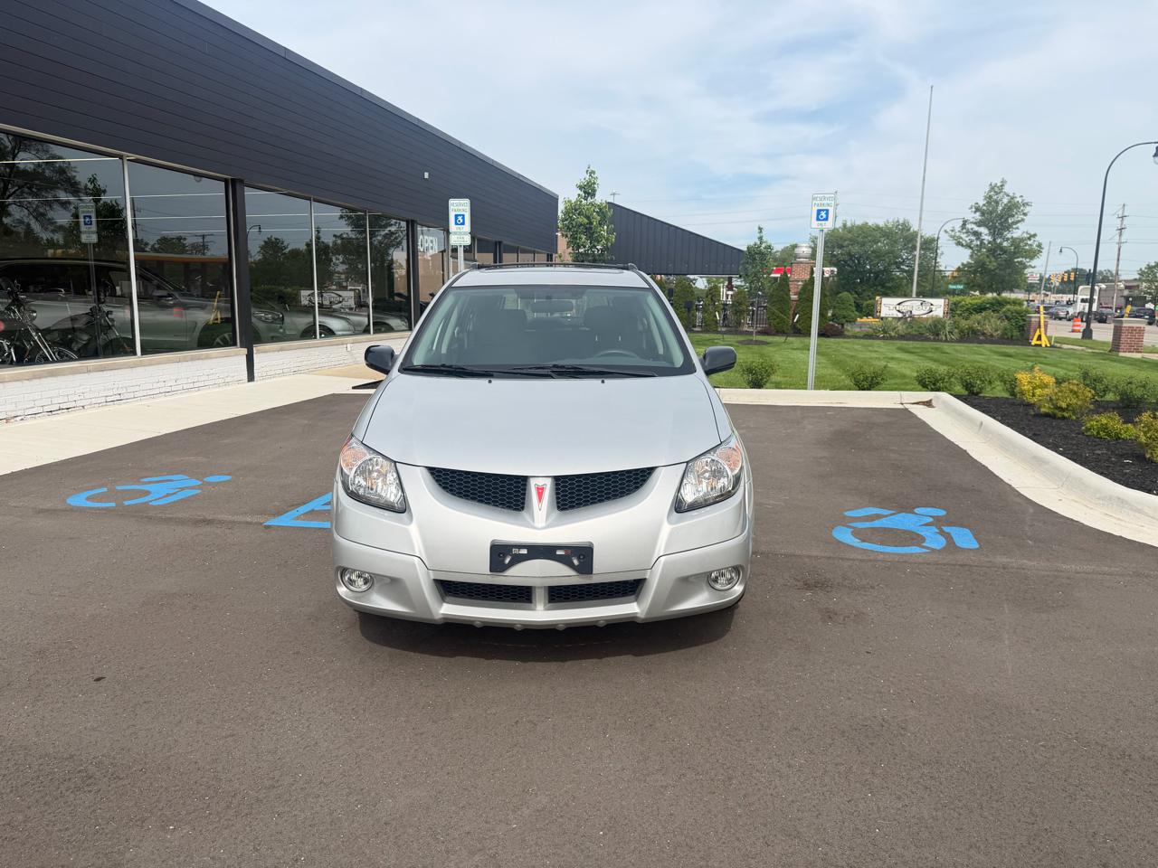 Pontiac Vibe Base 2004