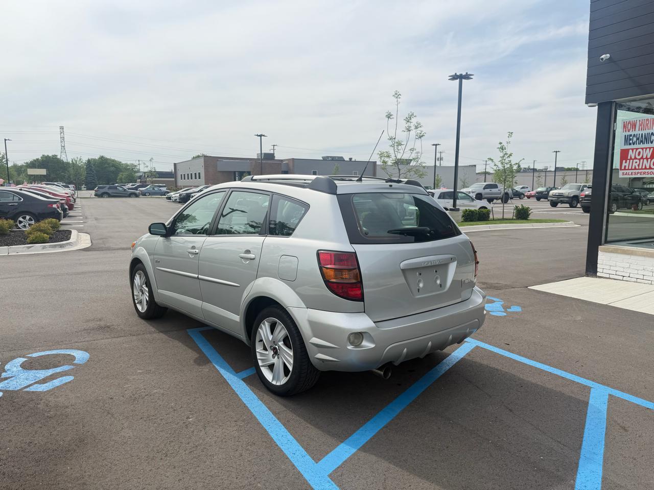Pontiac Vibe Base 2004