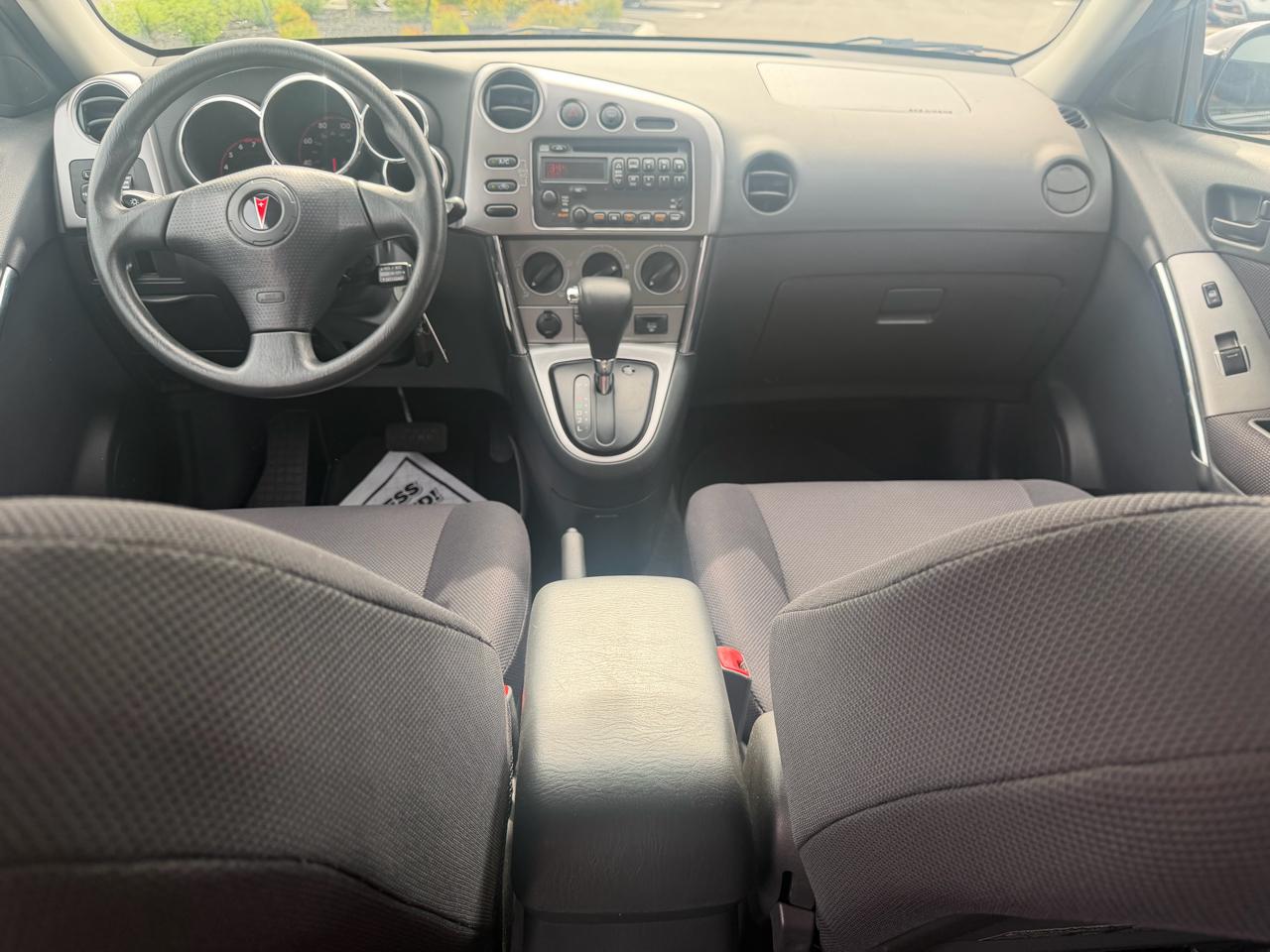 Pontiac Vibe Base 2004