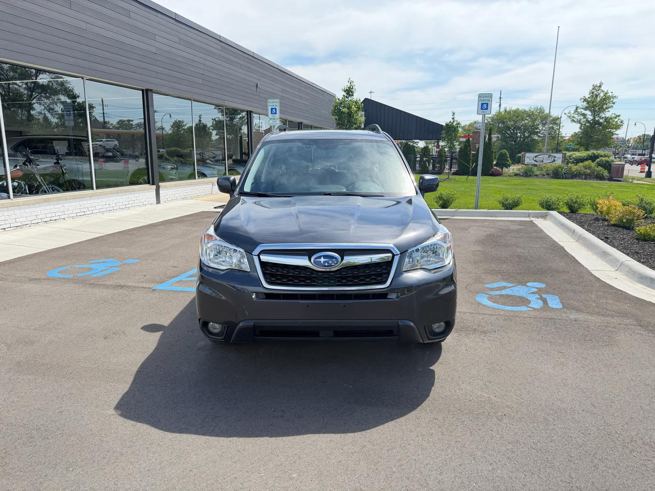 Subaru Forester 2.5i Touring 2016