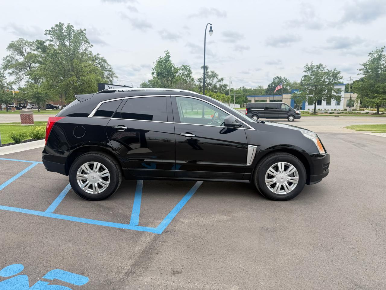 Cadillac SRX Luxury Collection 2013